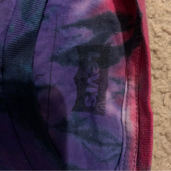 levi tie dye shirt - Picture 2 of 2